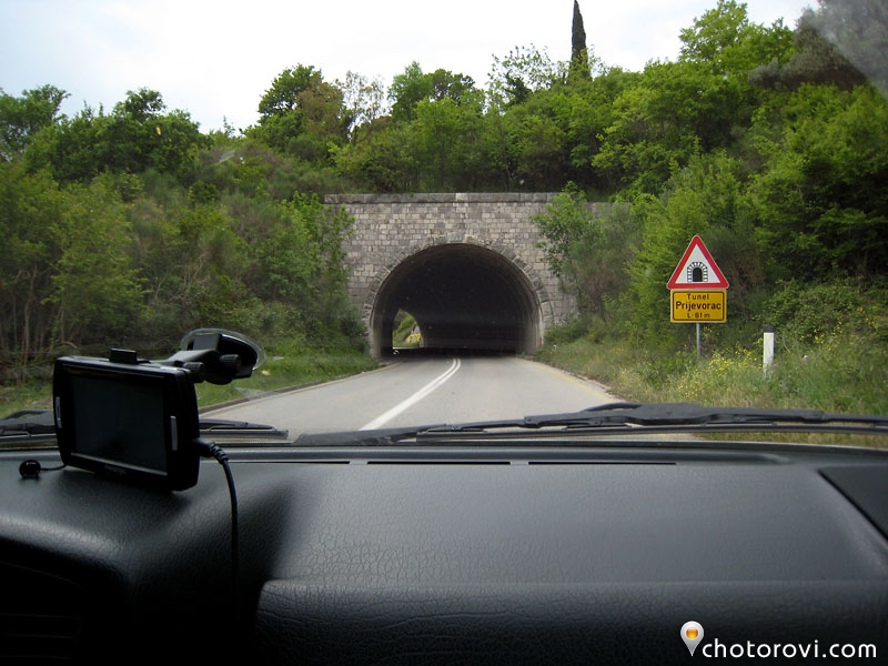 02_1220_cherna_gora_po_patia_kam_budva