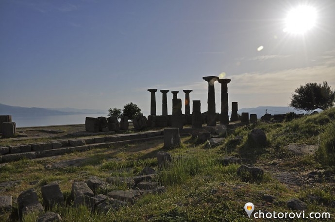 Храмът на Атина, Асос