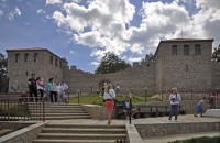 Крепостта Цари Мали Град