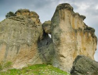 Караджов-камък