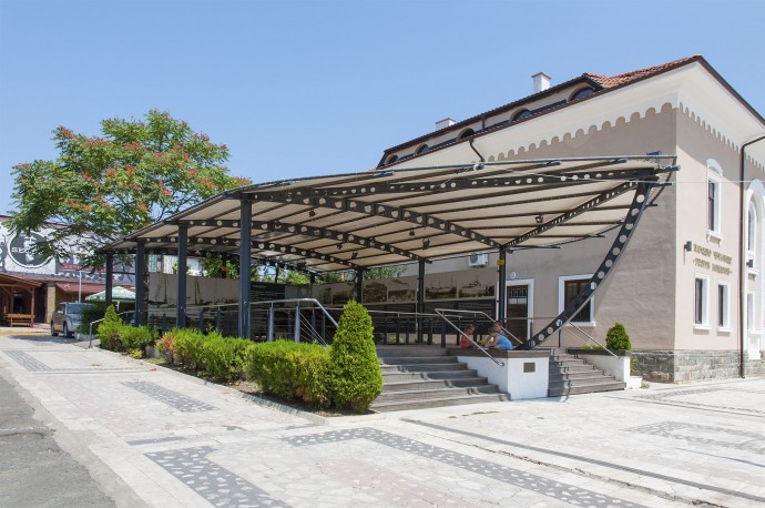 Открит музей - кораб Горянин